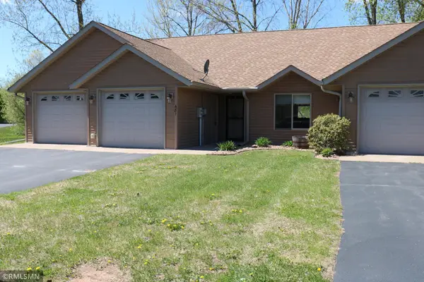 481 9th Avenue Ne, Pine City, MN 55063