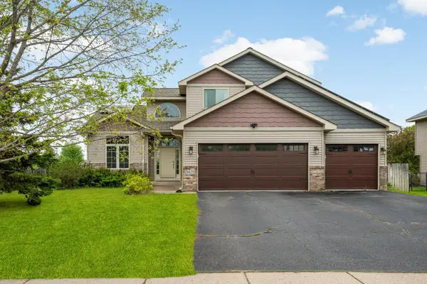 9420 Fallgold Parkway N, Brooklyn Park, MN 55443