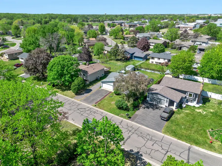 8441 Idaho Avenue N, Brooklyn Park, MN 55445 - #2