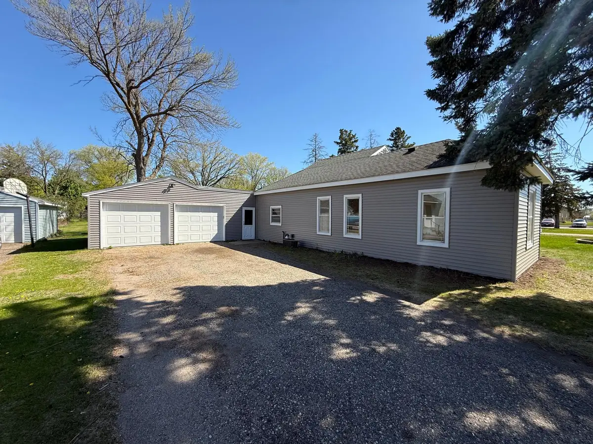 729 E Ripley Street, Litchfield, MN 55355 - #1