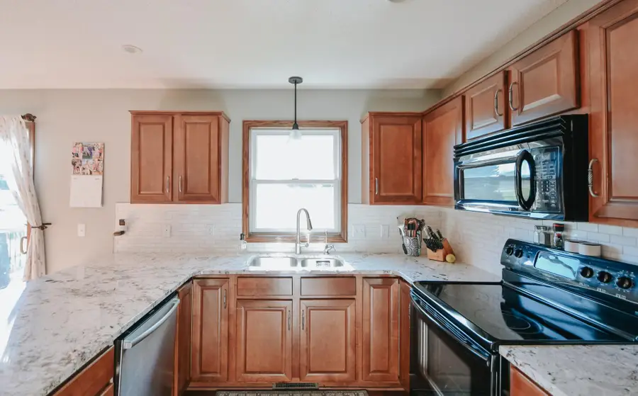 270 Highlands Avenue, Zumbrota, MN 55992 - #3