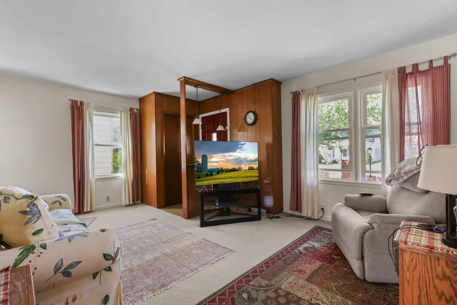 3738 Noble Avenue N, Robbinsdale, MN 55422 - #2