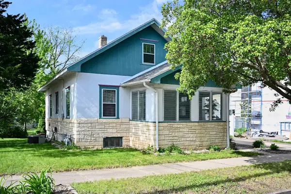417 W Mill Street, Winona, MN 55987