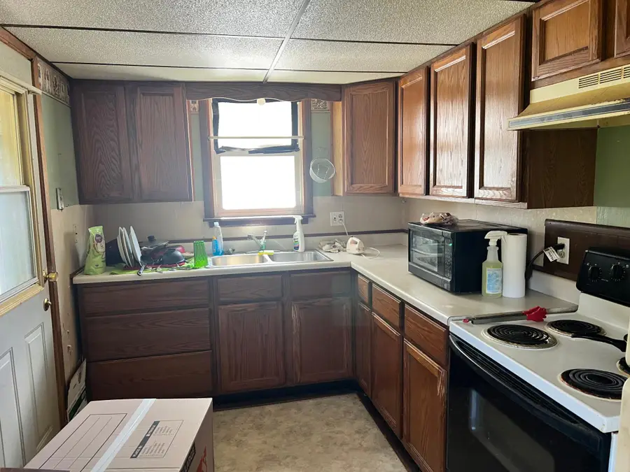 316 Central Avenue, Madison, MN 56256 - #3