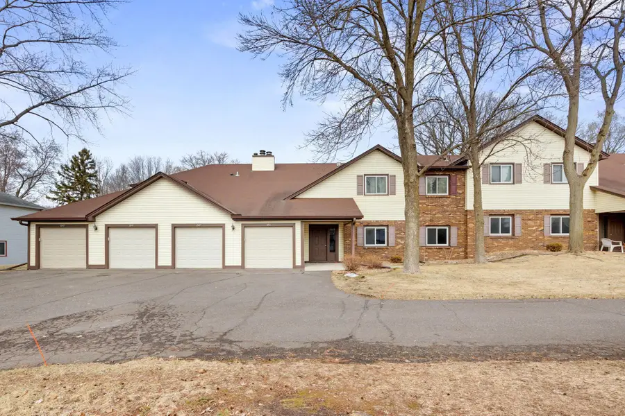 1049 Greenhaven Drive, Vadnais Heights, MN 55127 - #2