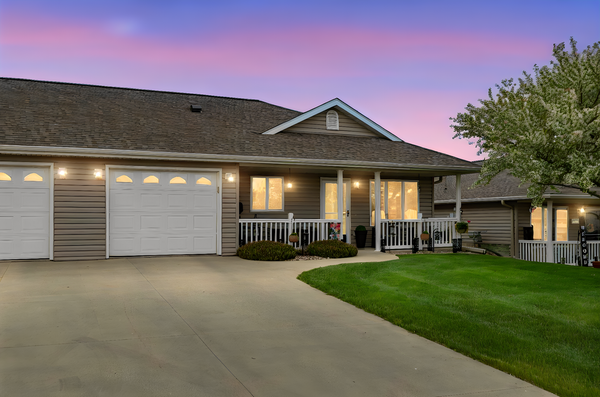 217 Clubhouse Drive Ne, Stewartville, MN 55976