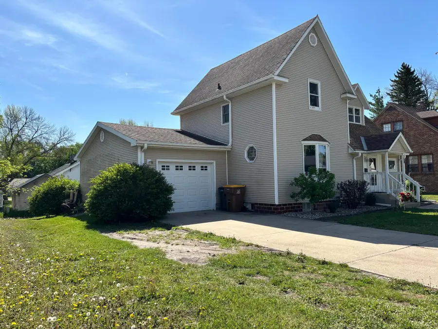 109 S Grant Street, Lake Mills, IA 50450 - #3