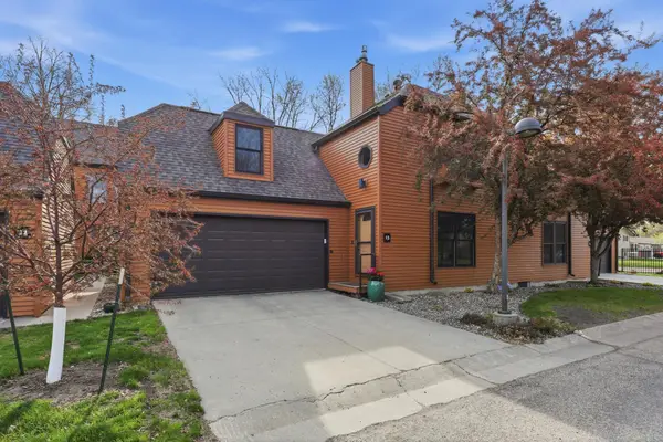 1415 W Gateway Circle S #23, Fargo, ND 58103