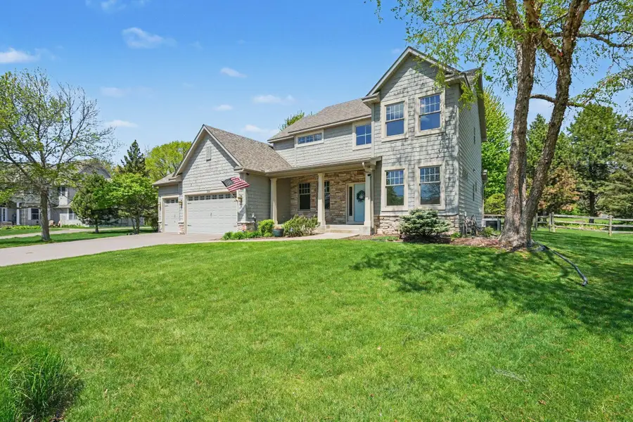 2350 Fawn Hill Court, Chanhassen, MN 55317 - #2