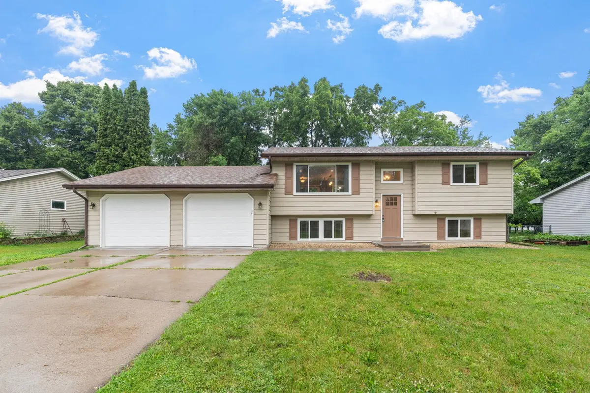 11202 97th Place N, Maple Grove, MN 55369 - #1