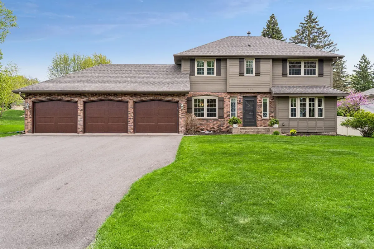 900 Nina Court, Mendota Heights, MN 55118 - #1