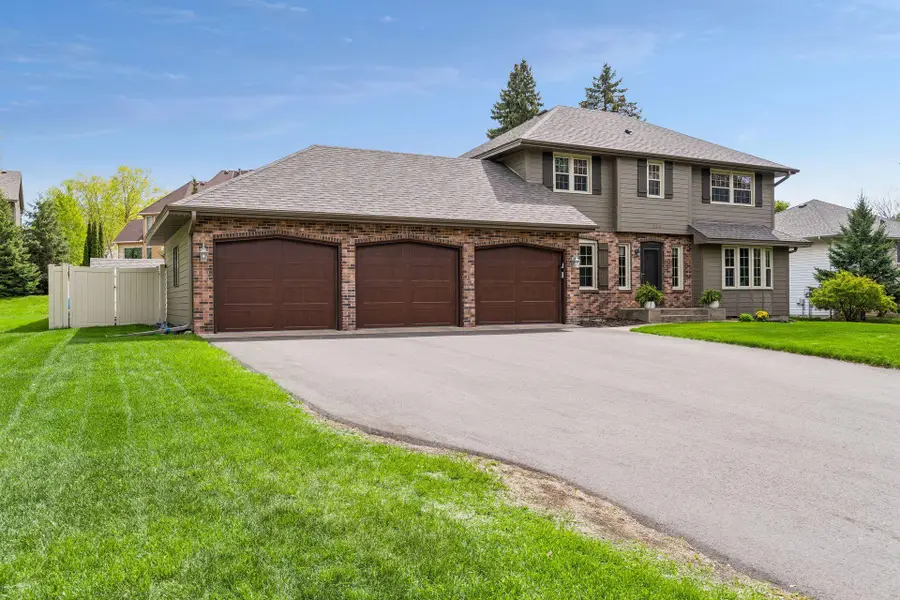 900 Nina Court, Mendota Heights, MN 55118 - #3