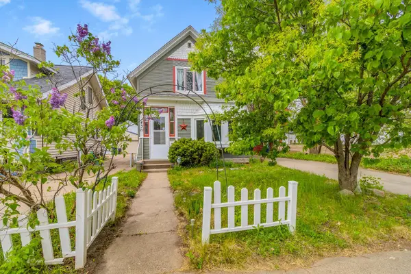 43 Wyoming Street W, Saint Paul, MN 55107
