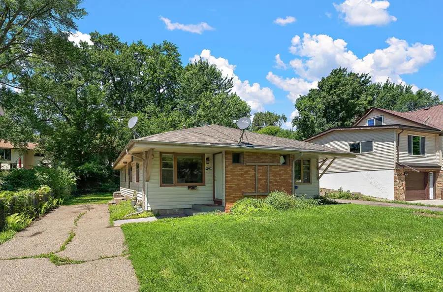 4030 Cleveland Street Ne, Columbia Heights, MN 55421 - #2