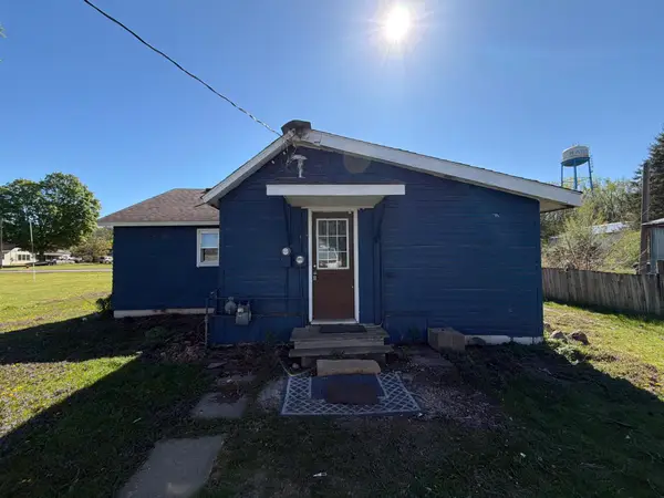 321 Rice Street S, Kasota, MN 56050