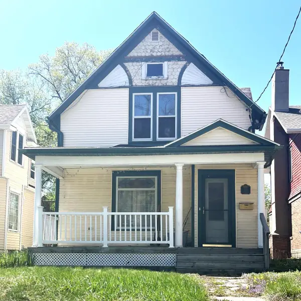 703 4 Street S, Fargo, ND 58103