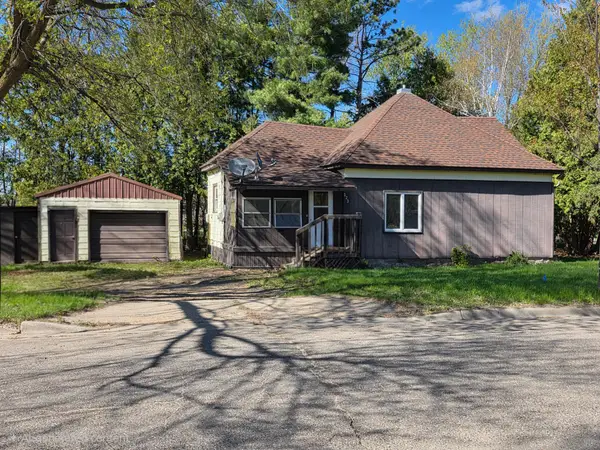 323 4th Street Se, Staples, MN 56479