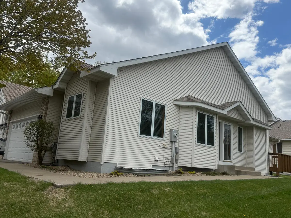 834 Wescott Square, Eagan, MN 55123 - #1