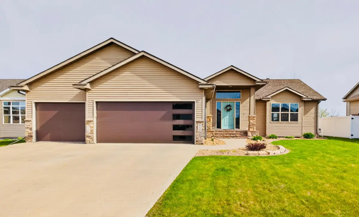 912 35th Avenue W, West Fargo, ND 58078 - #1