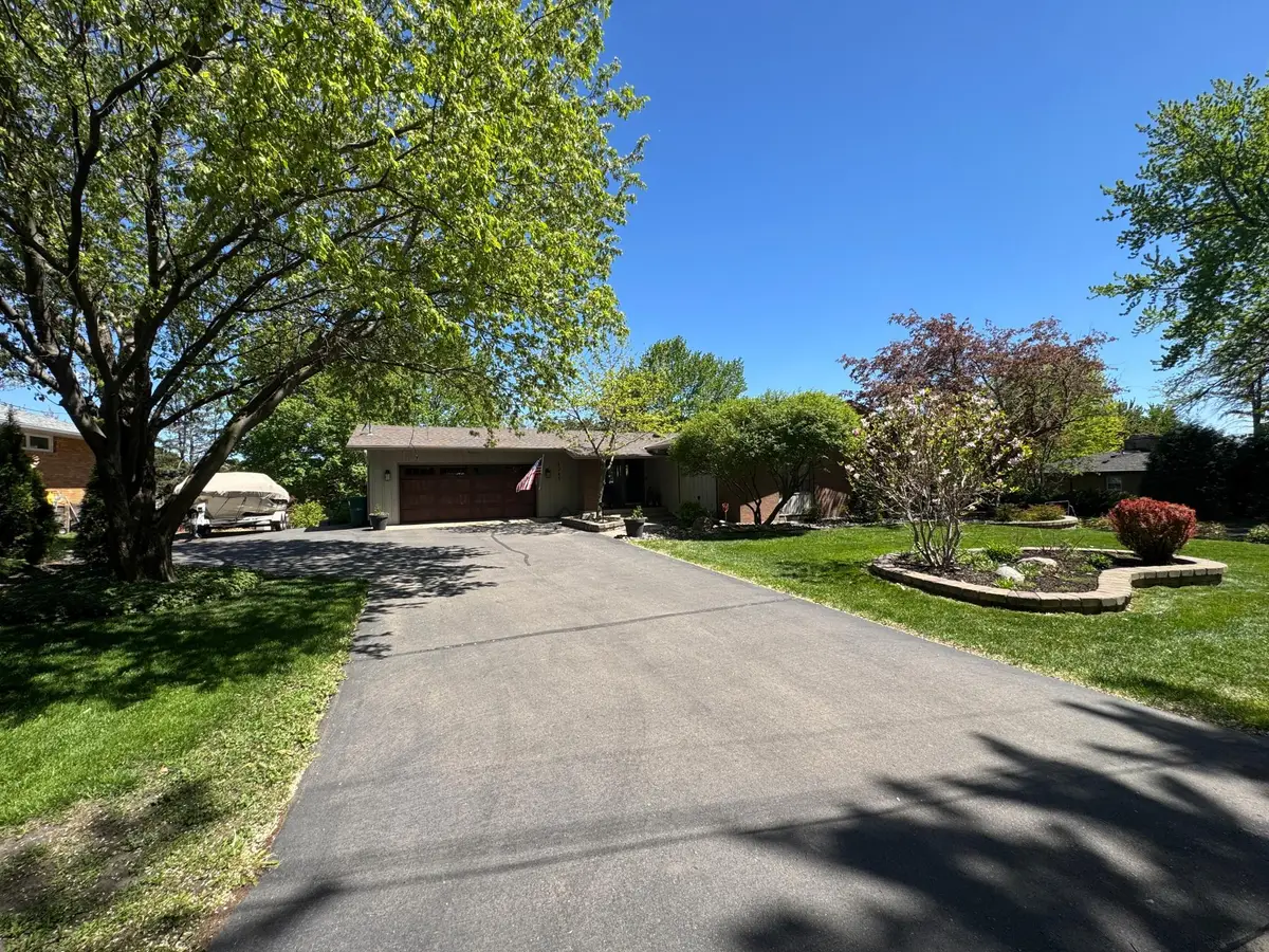 1345 Broadview Avenue, Chaska, MN 55318 - #1