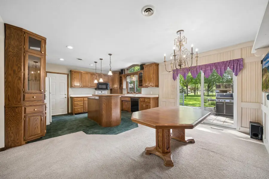 502 Columbus Avenue S, New Prague, MN 56071 - #2