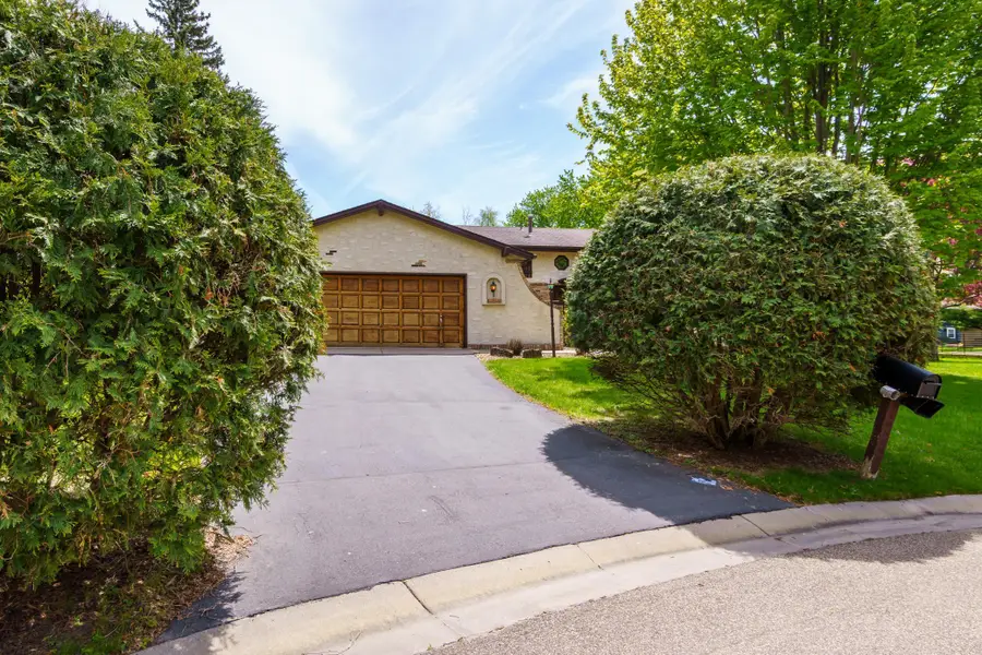 2640 Alvarado Lane N, Plymouth, MN 55447 - #2