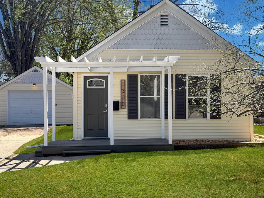 1330 14th Street S, Fargo, ND 58103 - #3