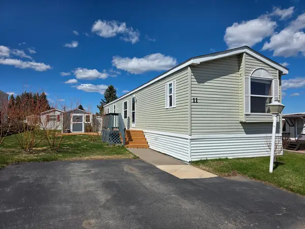 11 Holly Lane, Duluth, MN 55810