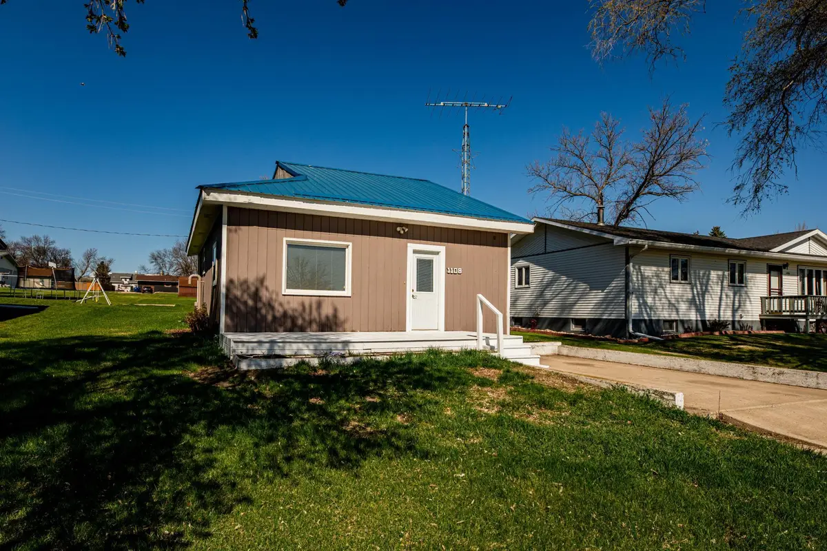 1108 Forest Street, Lisbon, ND 58054 - #1