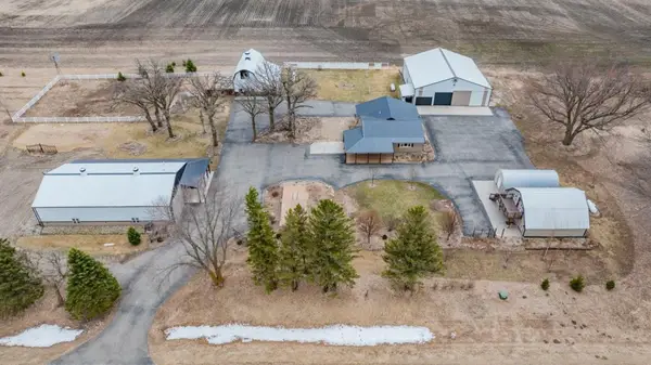 90917 240th Street, Austin, MN 55912