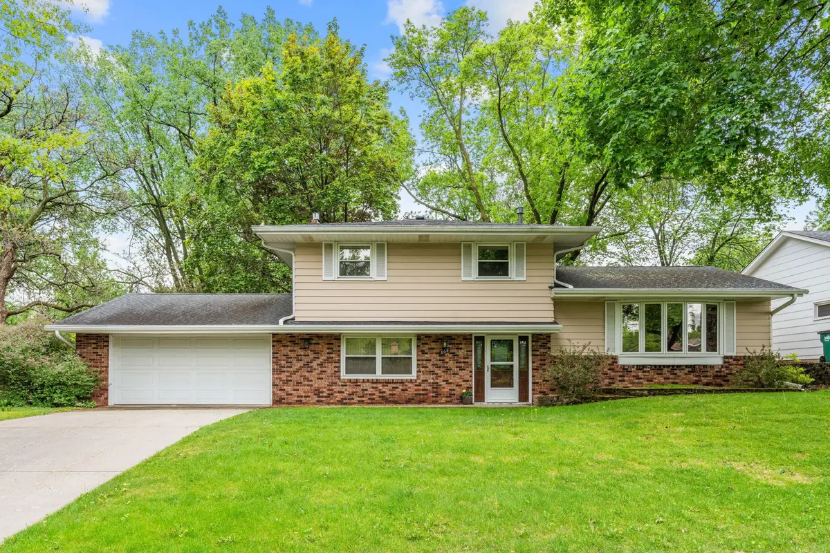868 Cobb Road, Shoreview, MN 55126 - #1