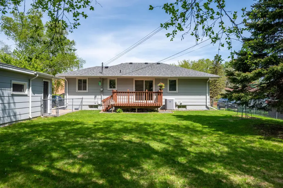 8101 47th Avenue N, New Hope, MN 55428 - #2
