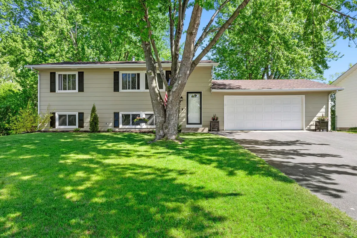 2123 Cliffview Drive, Eagan, MN 55122 - #1