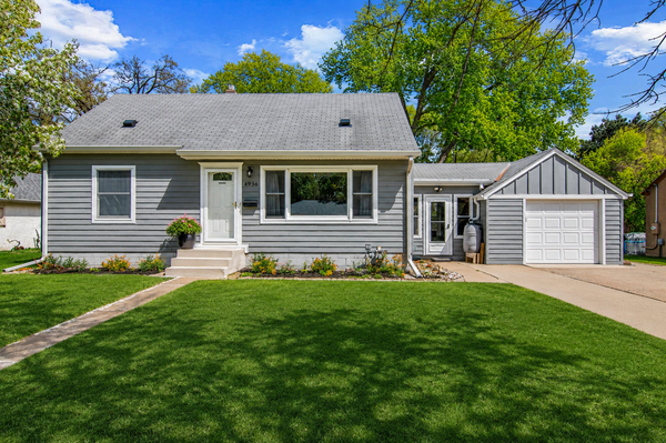4936 Abbott Avenue N, Brooklyn Center, MN 55429