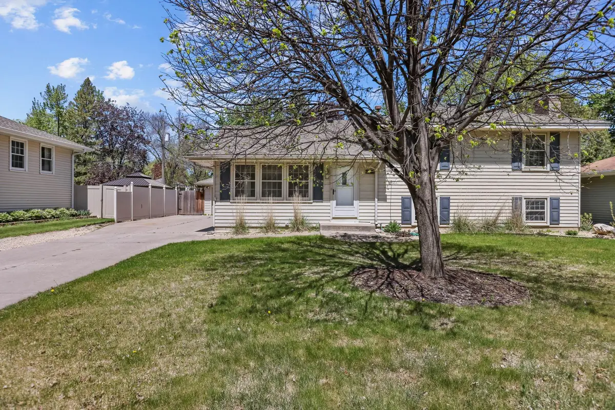 2841 115th Lane Nw, Coon Rapids, MN 55433 - #1