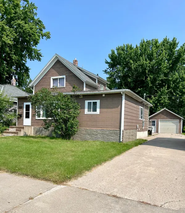 450 7th Street Nw, Valley City, ND 58072