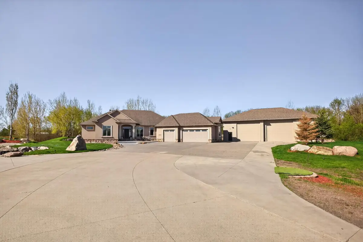 7620 Adelman Drive, Horace, ND 58047 - #1