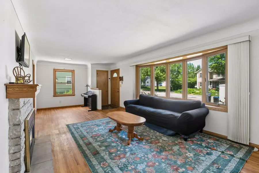 1306 Ryan Avenue W, Roseville, MN 55113 - #3