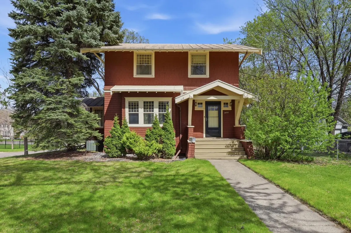 1202 6th Street S, Fargo, ND 58103 - #1