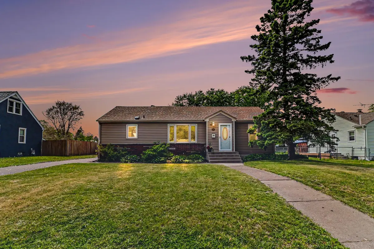1009 Marshall Avenue, Saint Paul Park, MN 55071 - #1