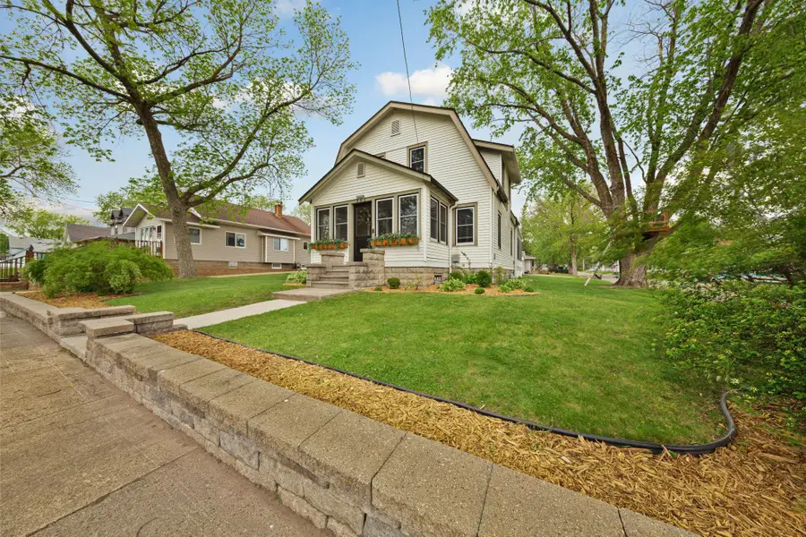 341 E Prince Street, Lake Crystal, MN 56055 - #2