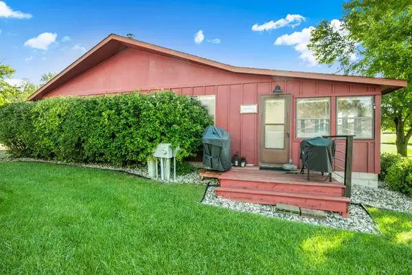 3885 Wahtomin Trail Nw, Alexandria, MN 56308