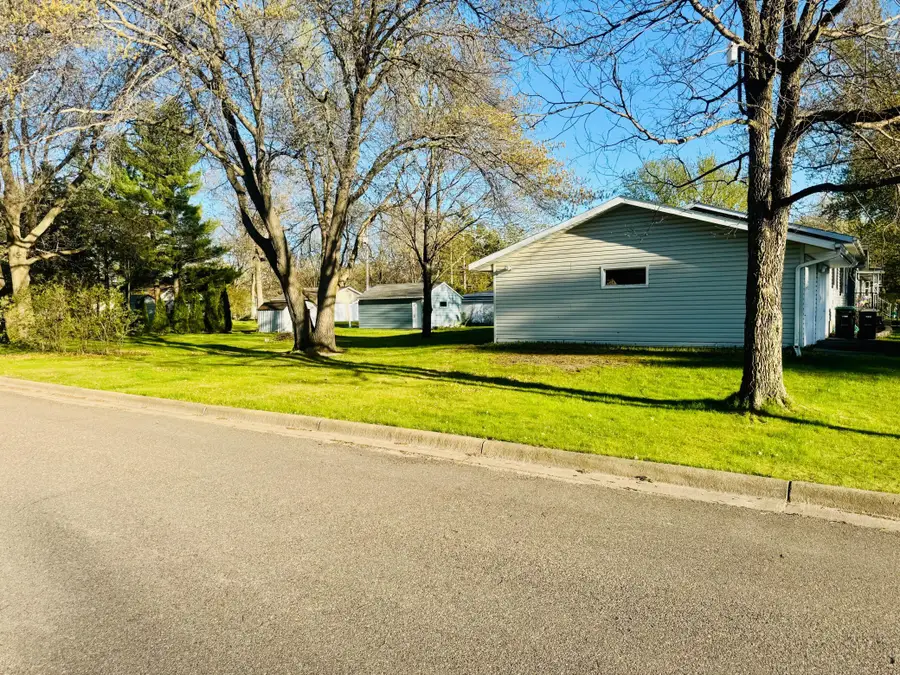 703 6th Street Sw, Little Falls, MN 56345 - #3