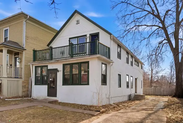 692 4th Street E, Saint Paul, MN 55106