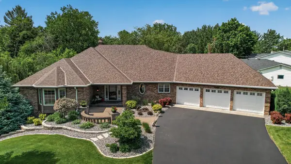 12400 Huntingdon Lane, Minnetonka, MN 55305