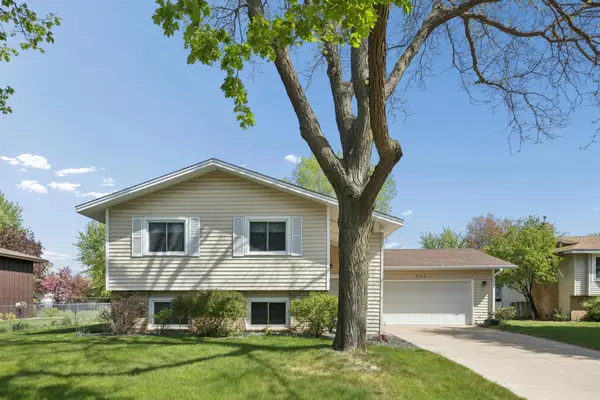 653 121st Lane Nw, Coon Rapids, MN 55448