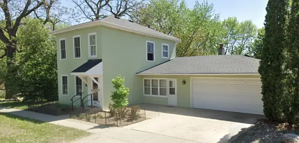 113 4th Street E, Carver, MN 55315