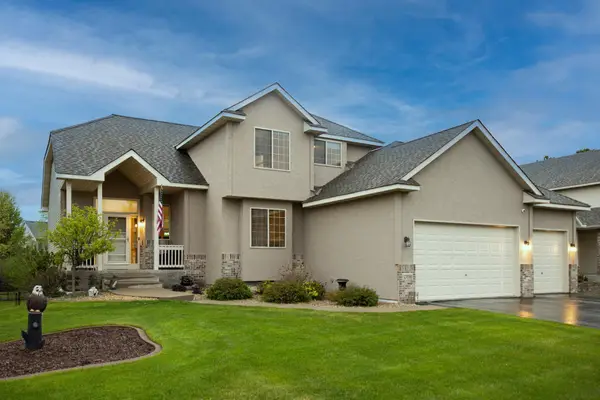 13190 Avocet Street Nw, Coon Rapids, MN 55448