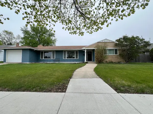 61 15th Avenue N, Fargo, ND 58102
