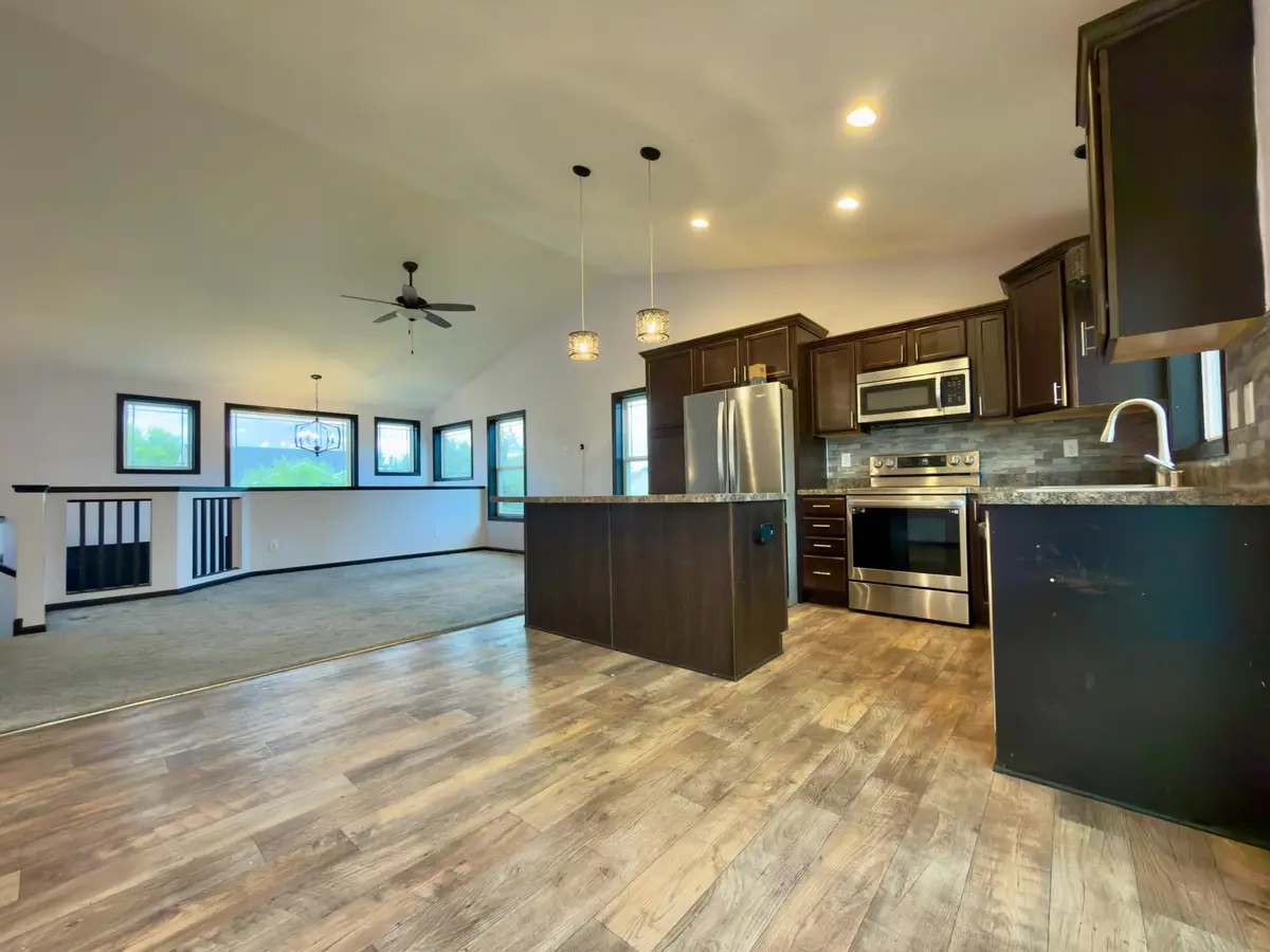 10695 51st Street Ne, Albertville, MN 55301 - #1
